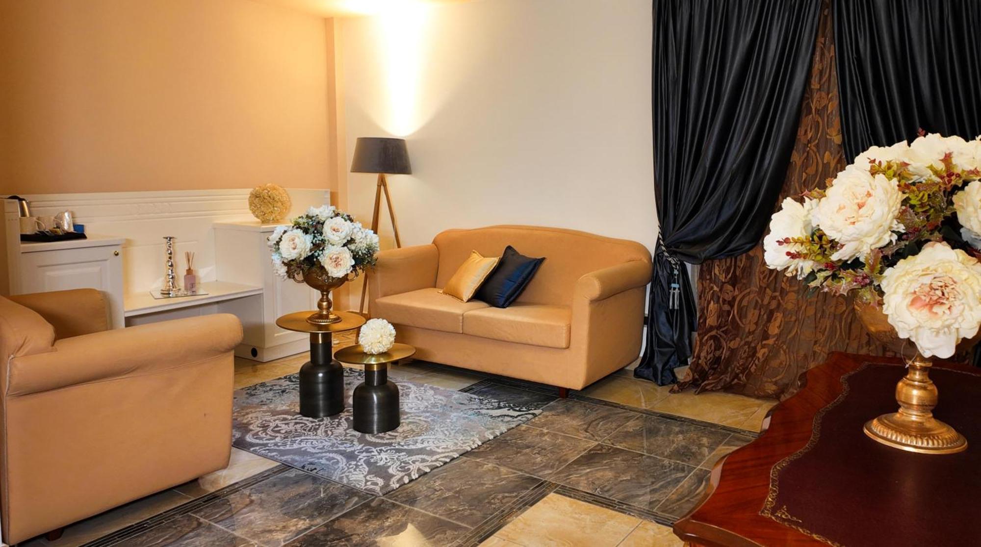Regina Di Saba - Hotel Villa Per Ricevimenti Grottaminarda Kültér fotó