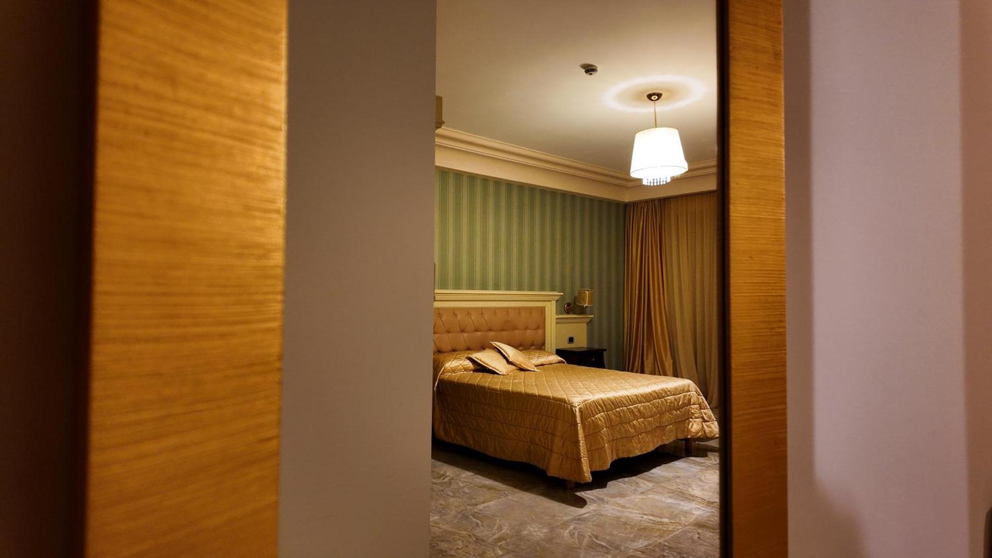 Regina Di Saba - Hotel Villa Per Ricevimenti Grottaminarda Kültér fotó