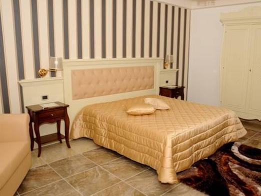 Regina Di Saba - Hotel Villa Per Ricevimenti Grottaminarda Kültér fotó