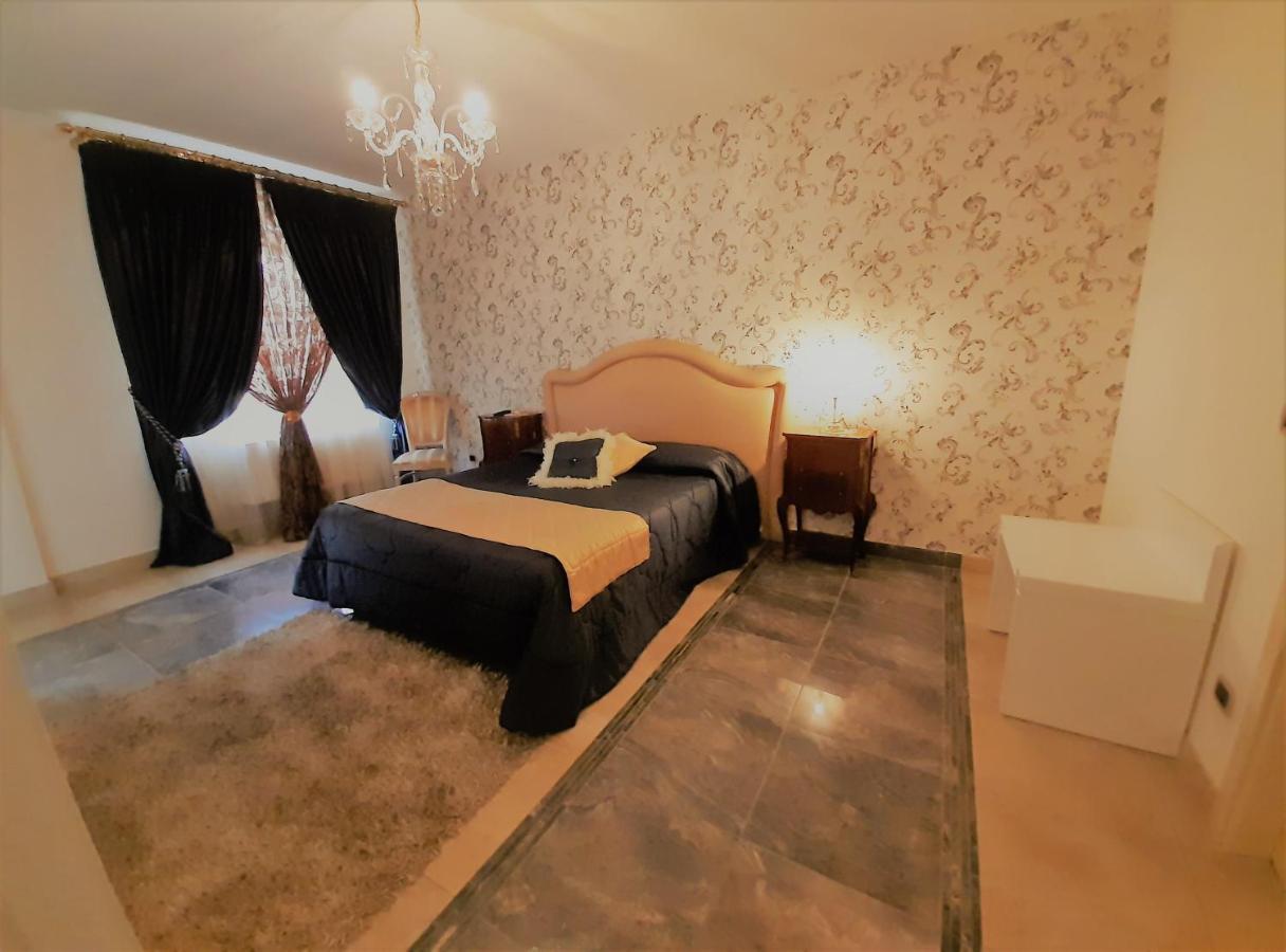 Regina Di Saba - Hotel Villa Per Ricevimenti Grottaminarda Kültér fotó
