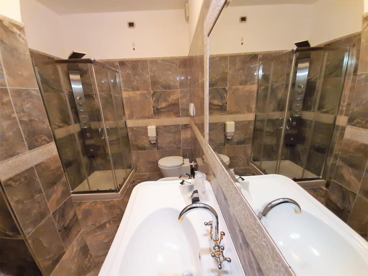 Regina Di Saba - Hotel Villa Per Ricevimenti Grottaminarda Kültér fotó